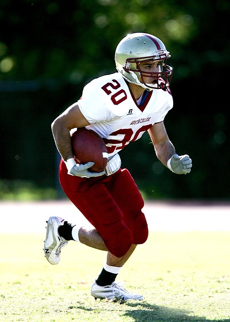 金观平：不折不扣落实支持民营经济政策.